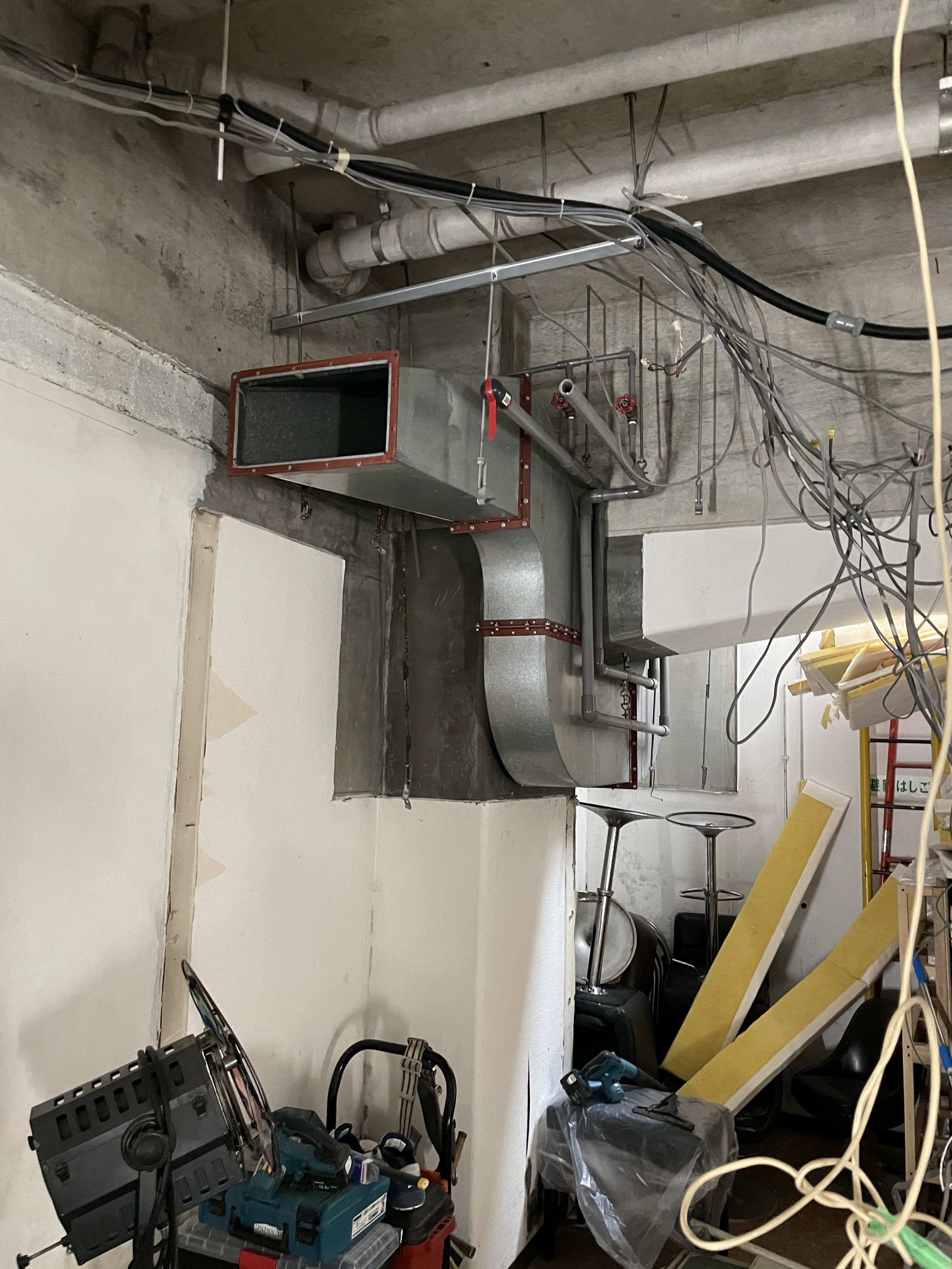 もう一つ始まってます。