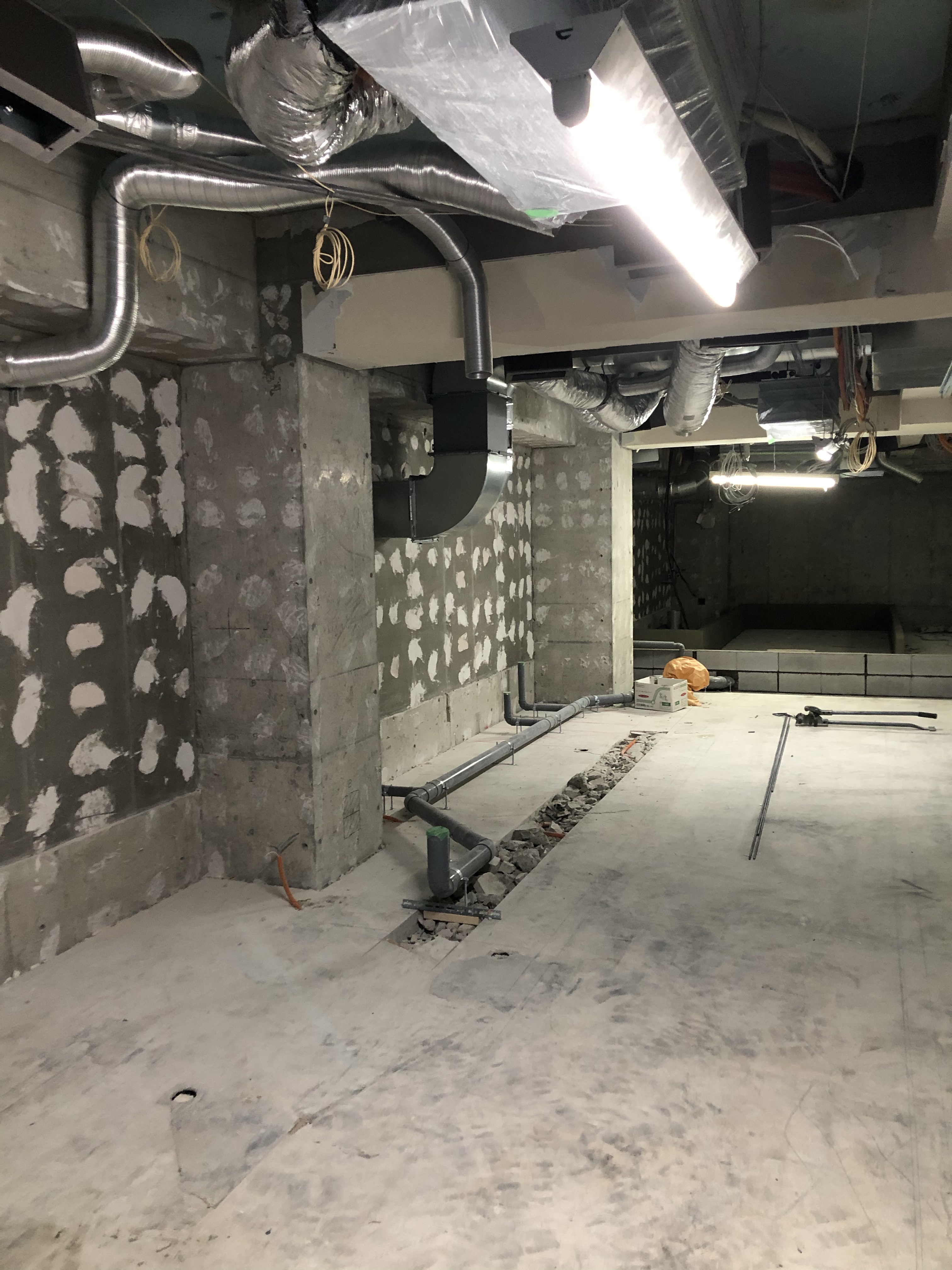 江坂某所　電気、空調、給排気、防災設備工事