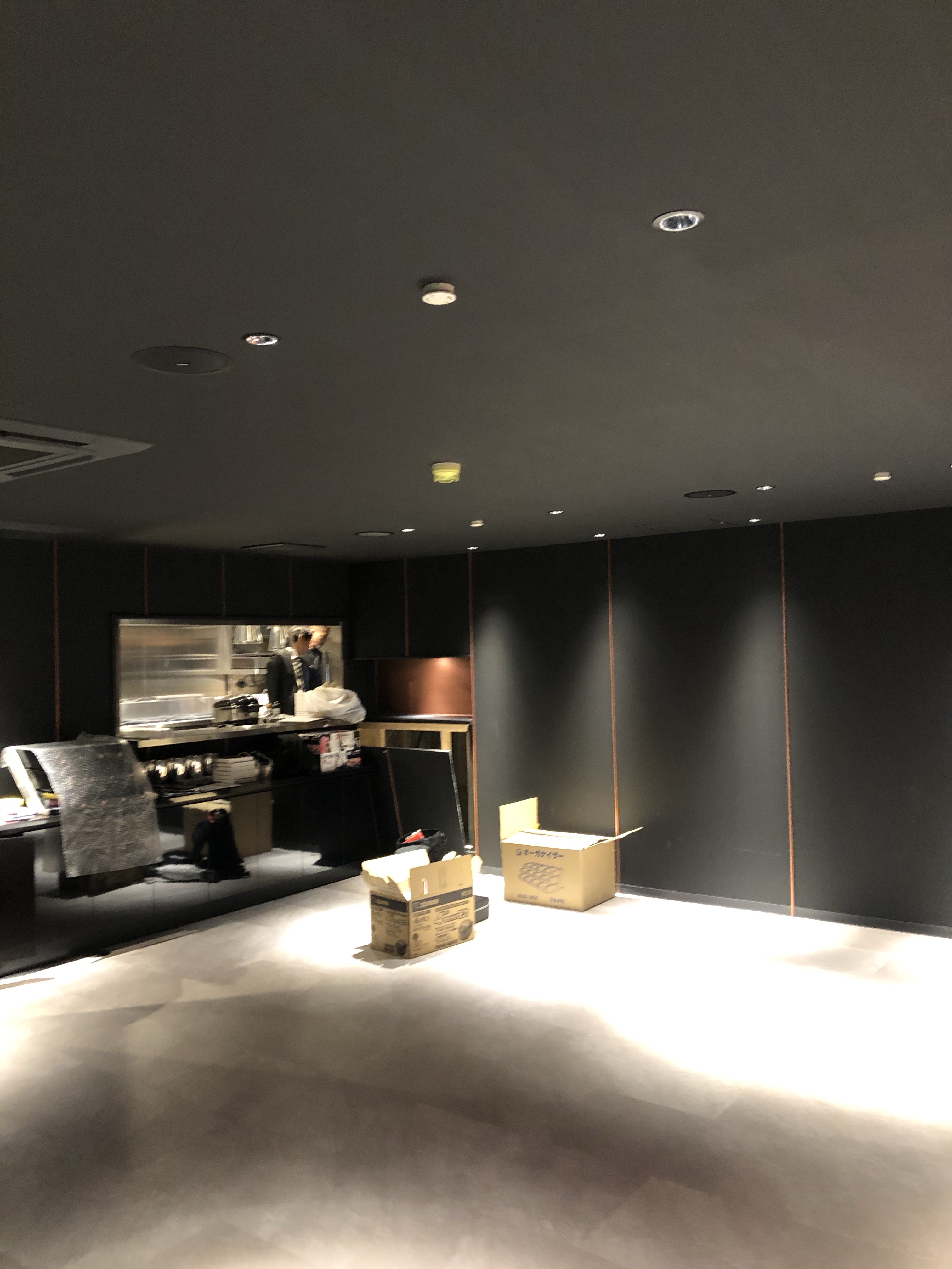 フレンチレストラン電気空調給排気防災設備工事